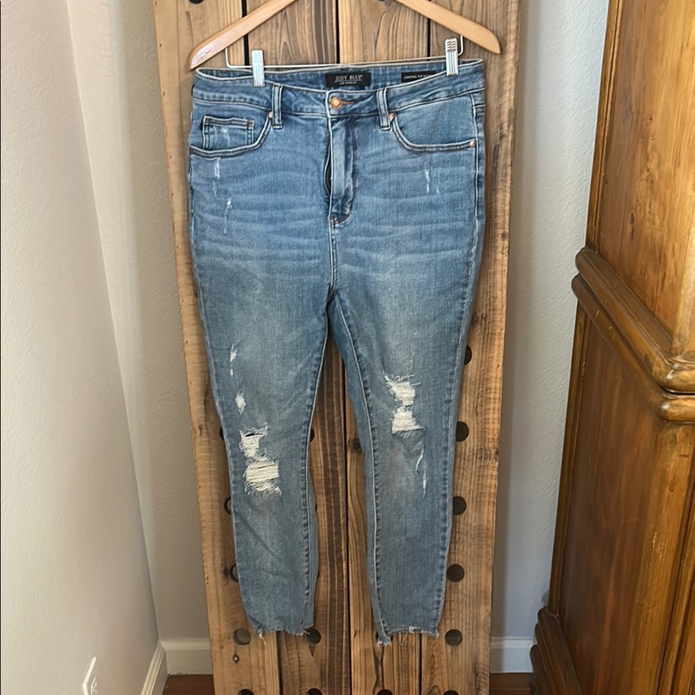 Judy Blue Ankle-Length Distressed Blue Jeans Control Top Skinny